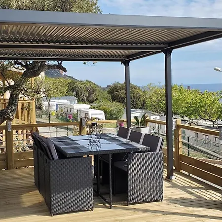 Kemp Mobil-Home Haut De Gamme Les Pieds Dans L'Eau