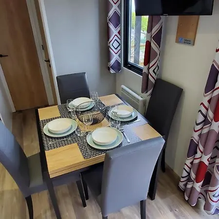 Mobil-Home Haut De Gamme Les Pieds Dans L'Eau Kemp *